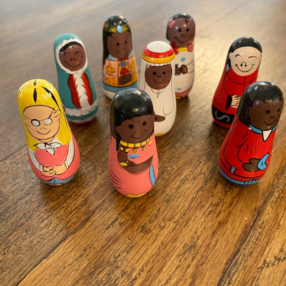 “Earth Filled with Friendship” Wooden Toy